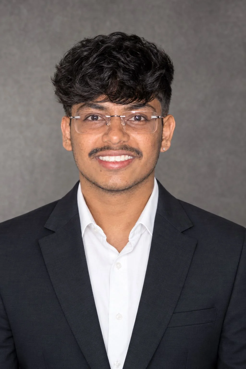 Viraj Mhadgut